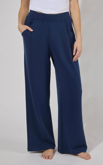 90 Degree by Reflex Lux Park Ave Wide Leg Pleated Pant W/ Side Pockets