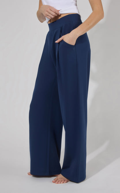 90 Degree by Reflex Lux Park Ave Wide Leg Pleated Pant W/ Side Pockets