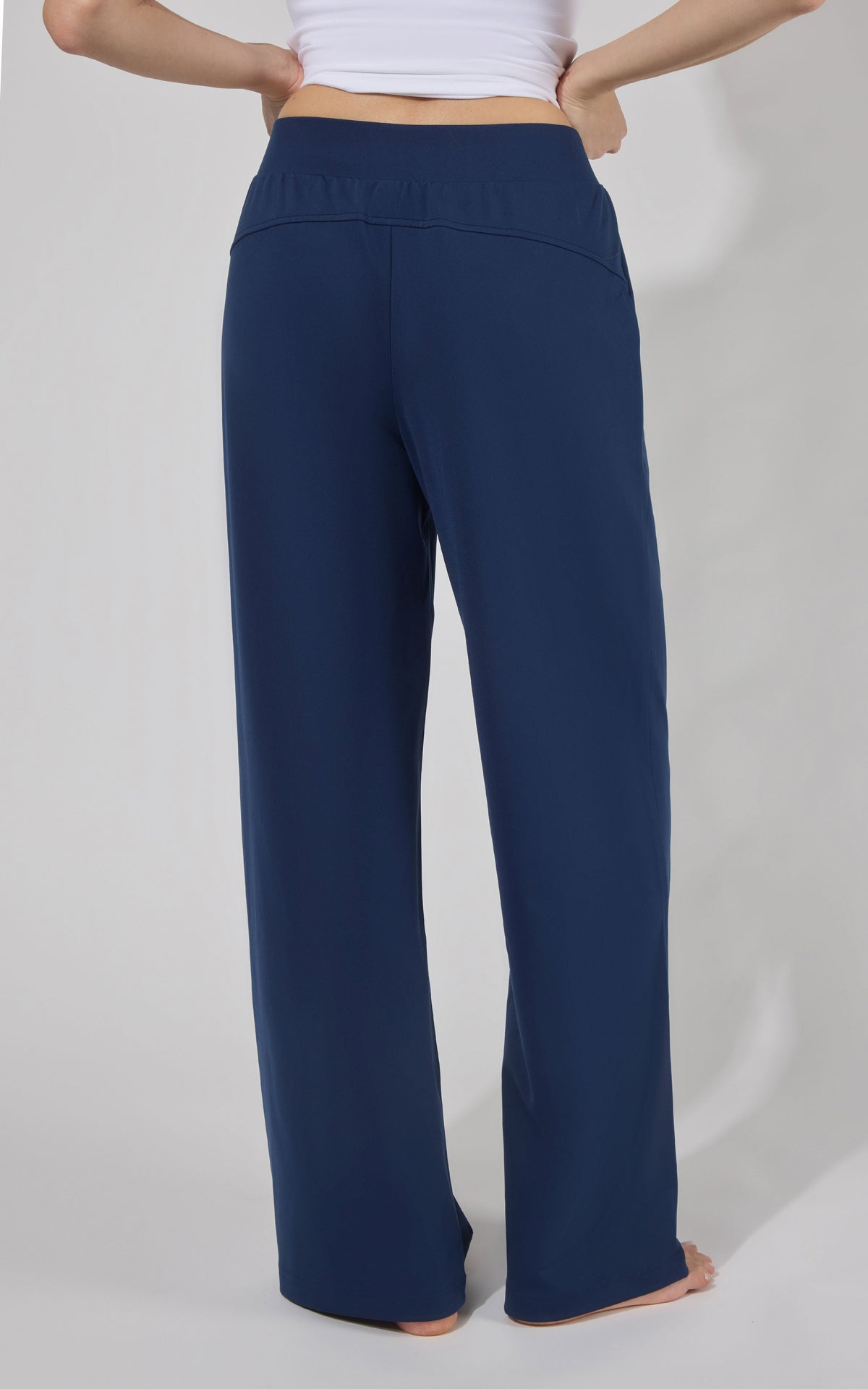 90 Degree by Reflex Lux Park Ave Wide Leg Pleated Pant W/ Side Pockets
