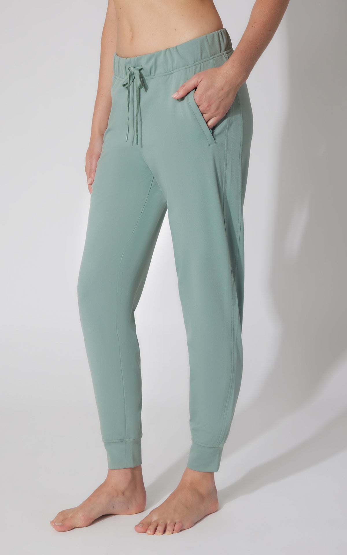 90 Degree by Reflex Lux Avenue Side Pocket Jogger
