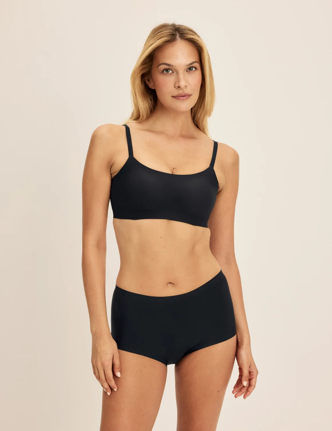 Revolution Scoop Bra