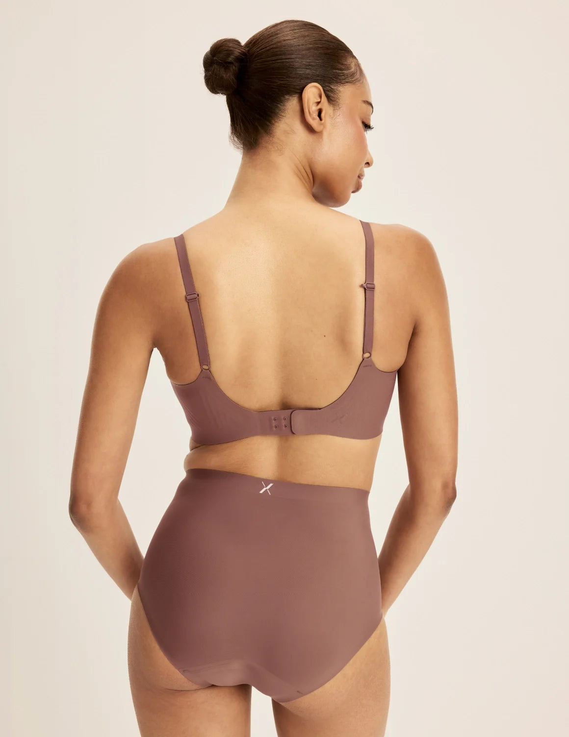 Revolution Scoop Bra