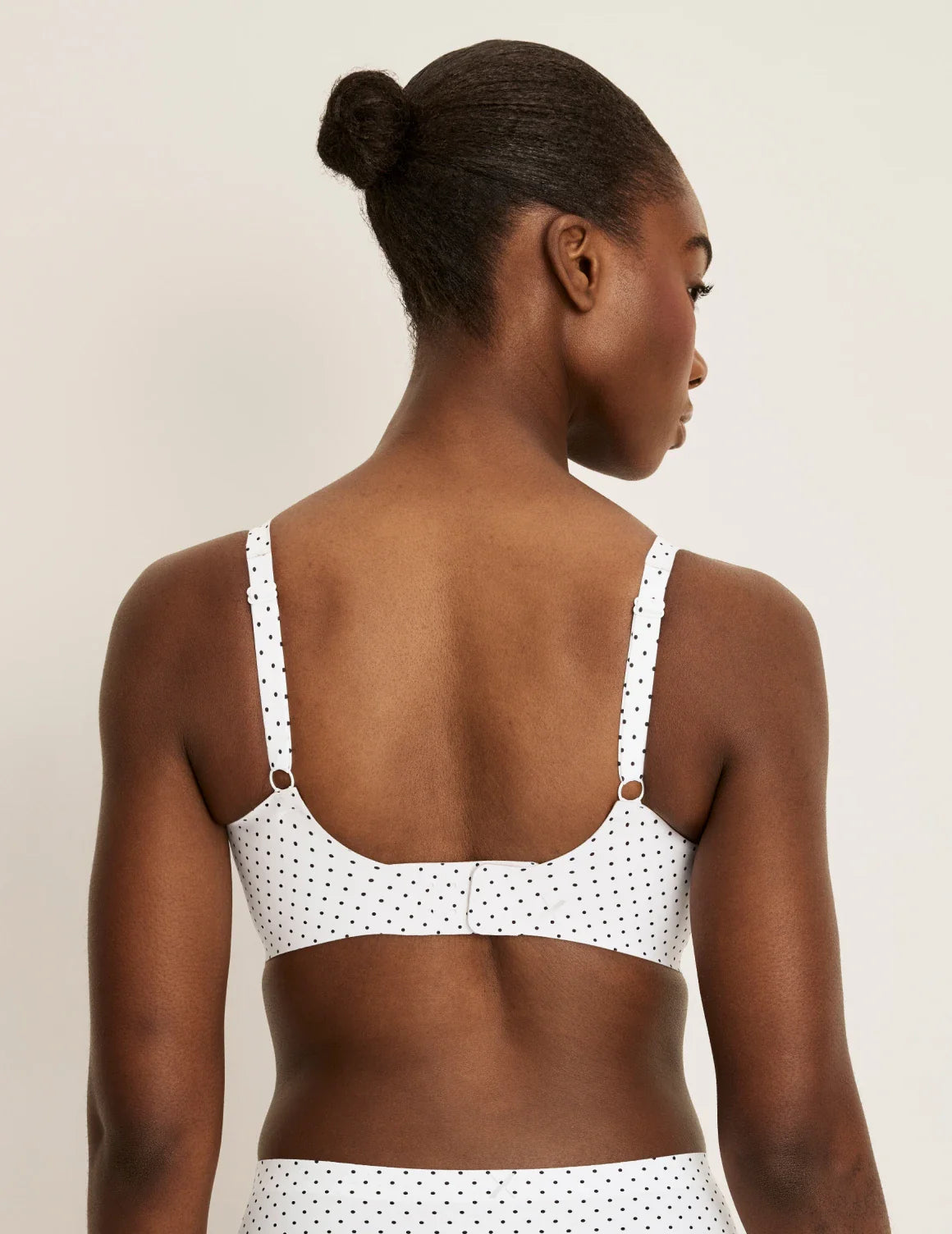 Revolution V-Neck Bra