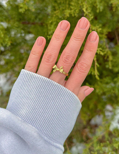 Elevated Faith Ribbon Ring