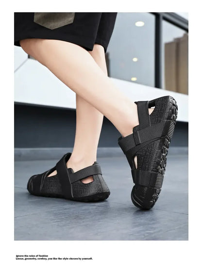Summer Men's Outdoor Hollow Sandals Flat Bottom Non Slip Women's Garden Beach Breathable Soft Bottom Sneakers Large Sandals
