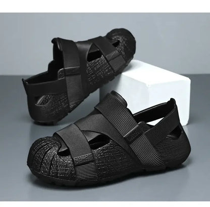 Summer Men's Outdoor Hollow Sandals Flat Bottom Non Slip Women's Garden Beach Breathable Soft Bottom Sneakers Large Sandals