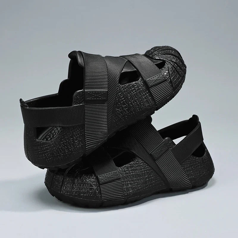 Summer Men's Outdoor Hollow Sandals Flat Bottom Non Slip Women's Garden Beach Breathable Soft Bottom Sneakers Large Sandals