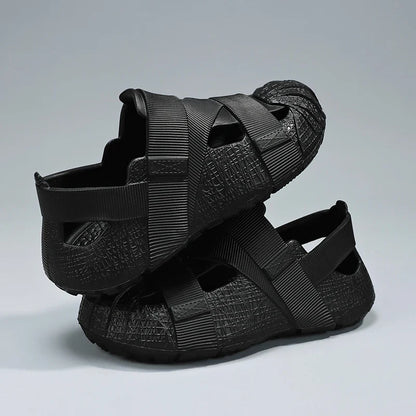 Summer Men's Outdoor Hollow Sandals Flat Bottom Non Slip Women's Garden Beach Breathable Soft Bottom Sneakers Large Sandals