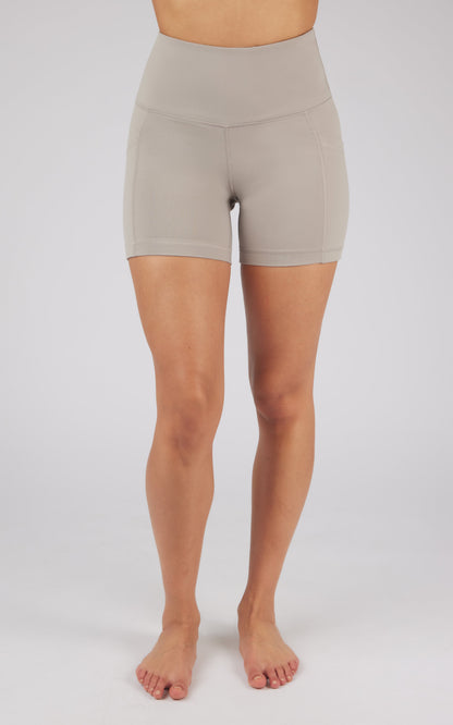 90 Degree by Reflex Lux Tribeca 5" High Waist Side Pocket Bike Short