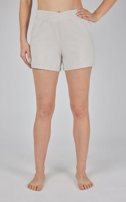 90 Degree by Reflex Lux Crossover Waistband 4" Side Pocket Short