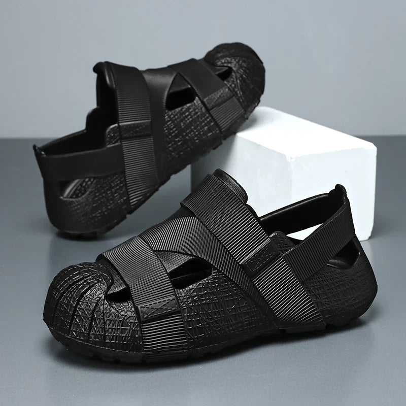 Summer Men's Outdoor Hollow Sandals Flat Bottom Non Slip Women's Garden Beach Breathable Soft Bottom Sneakers Large Sandals