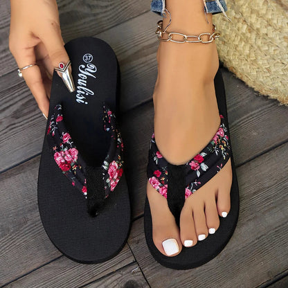 Fashion Floral Flat Flip Flops Women 2026 Summer Non Slip Lightweight Sandals Woman Comfortable Outdoor Beach Slippers Plus Size