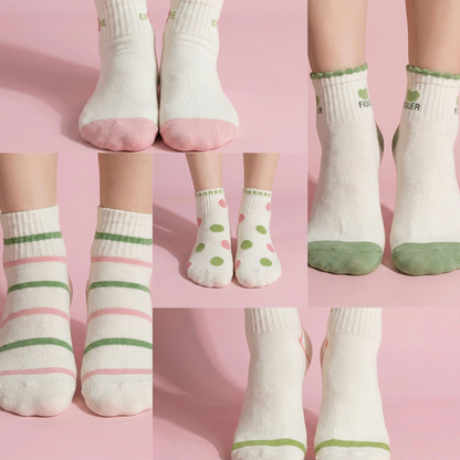 Anna-Kaci 5 Pairs Women's Low Cut Ankle Socks with Polka Dot and Stripe Patterns Soft Cotton Anti-Pilling Casual Everyday Style