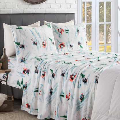 Elegant Comfort 4-Piece Holiday Christmas Velvet Plush Flannel Sheet Set