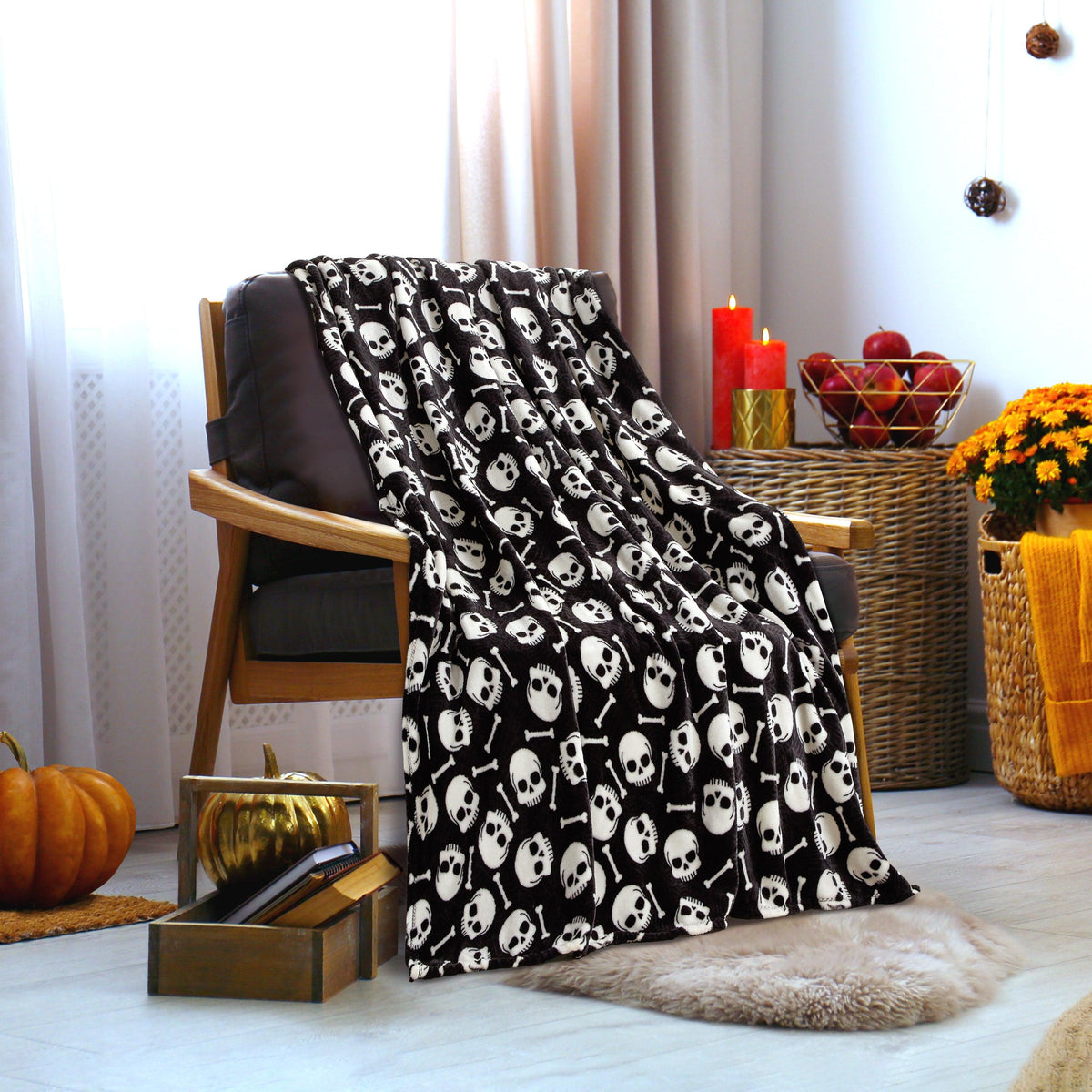 Elegant Comfort Halloween Theme Fleece Throw Blankets  - Velvety Feel, 50 x 60 inches