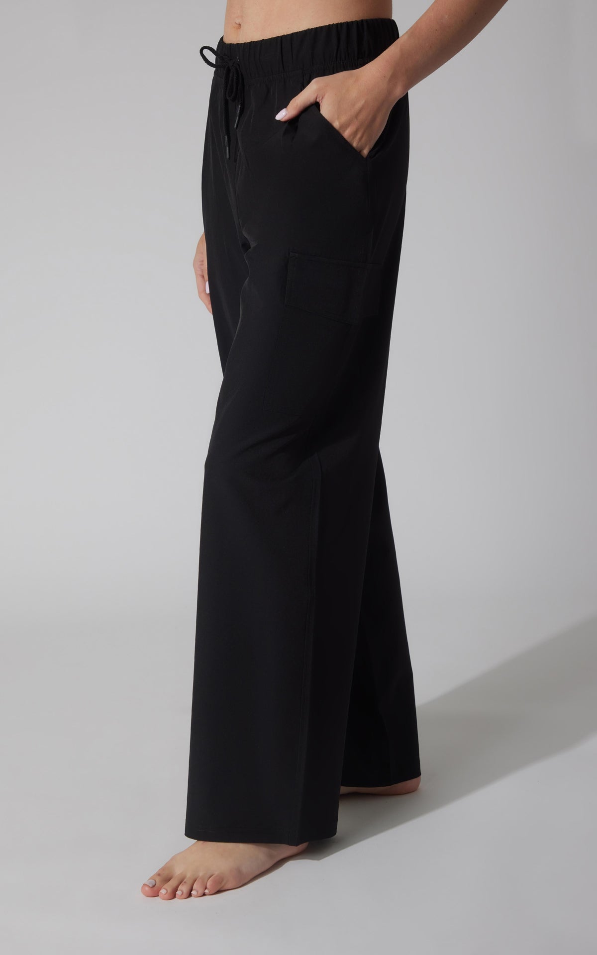 90 Degree by Reflex Lightstreme Wide Leg Cargo Pocket Pant