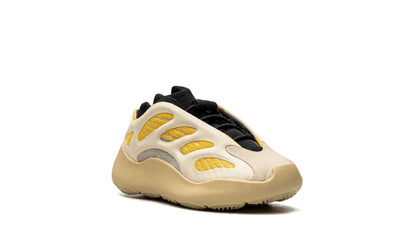 adidas Infants Yeezy 700 V3 Sneakers