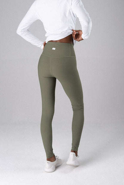 Dynamic Devoted Lite Legging