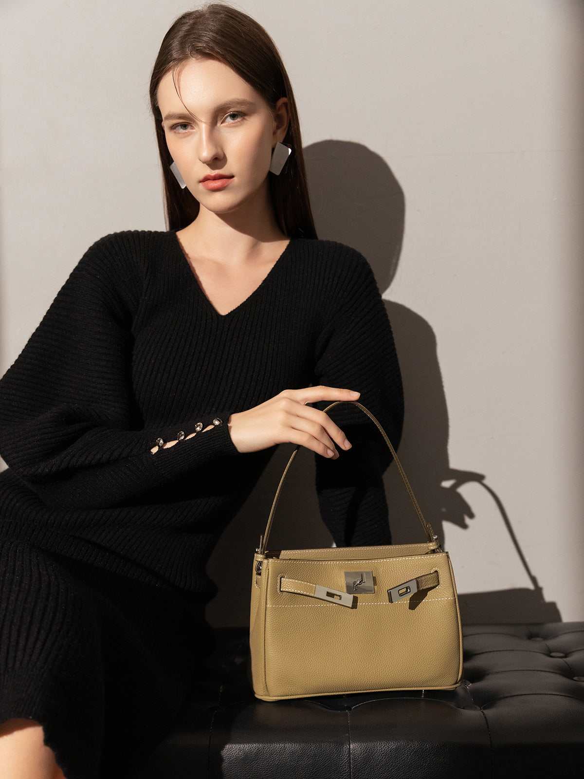 Classic Leather Box Bag
