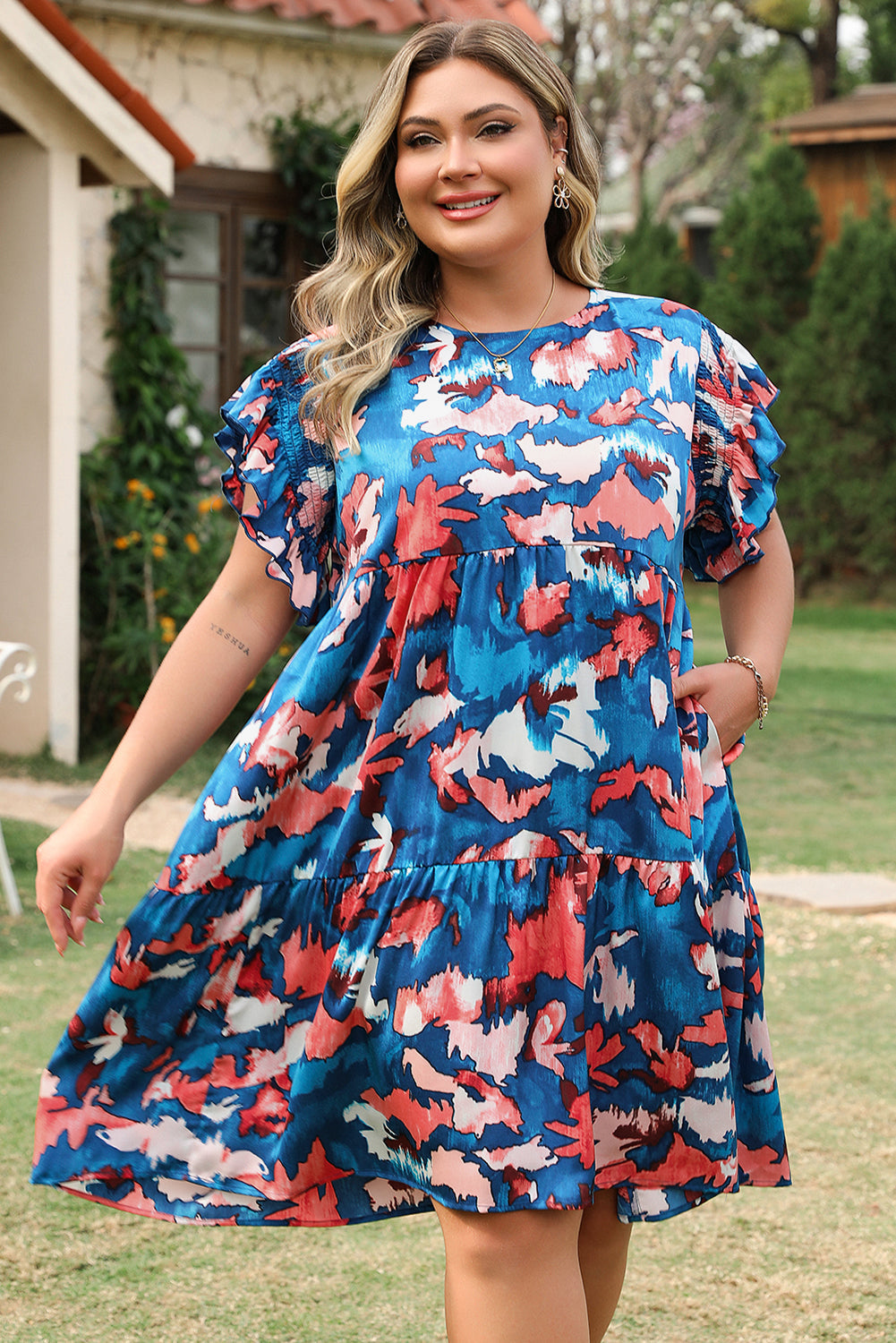 Threaded Pear Palmer Plus Size Ruffled Short Sleeve Dress