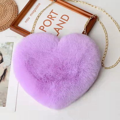 Women’s Love Heart Plush Chain Shoulder Bag | High-Sense Valentine’s Party Handbag | Trendy Minimalist Faux Fur Statement Purse | Luxury-Label Statuesque Radiant Accessory | 2026 High-Fashion Emerald-Luxe Essential