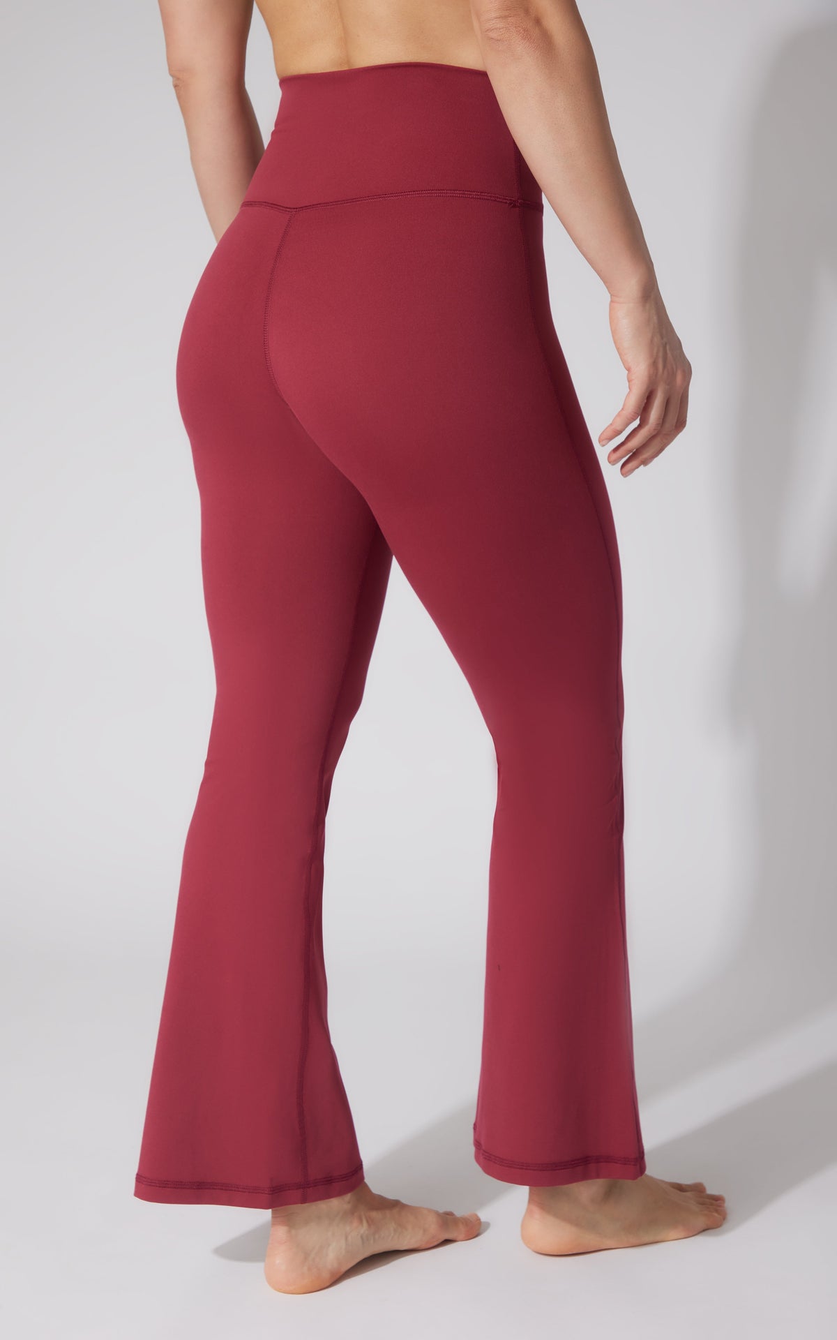 90 Degree by Reflex Lux Sophia 29.5" Crossover Flare Pant