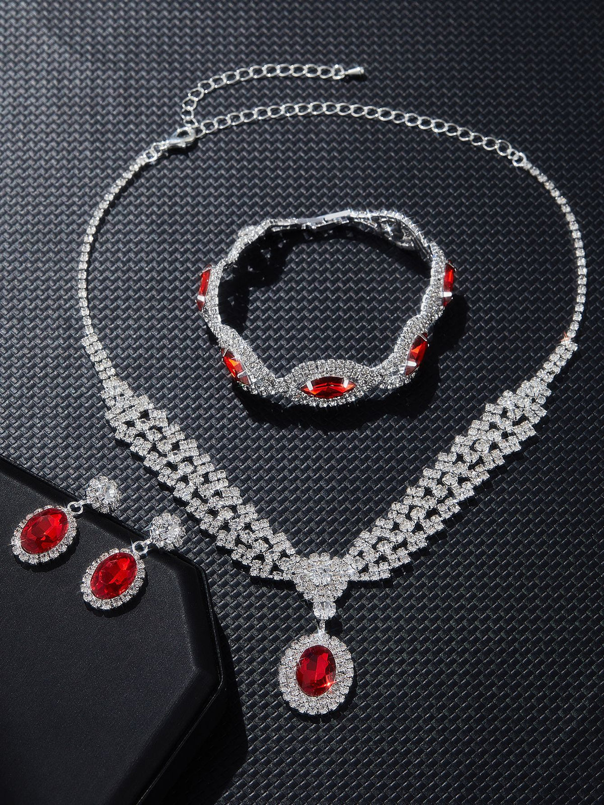 Luxury European Sapphire Jewelry Set | 4-Piece Elegant Necklace, Earrings, Bracelet & Ring Set | Deep Blue Crystal Formal Jewelry Collection | Royal Banquet Jewelry Set for Women