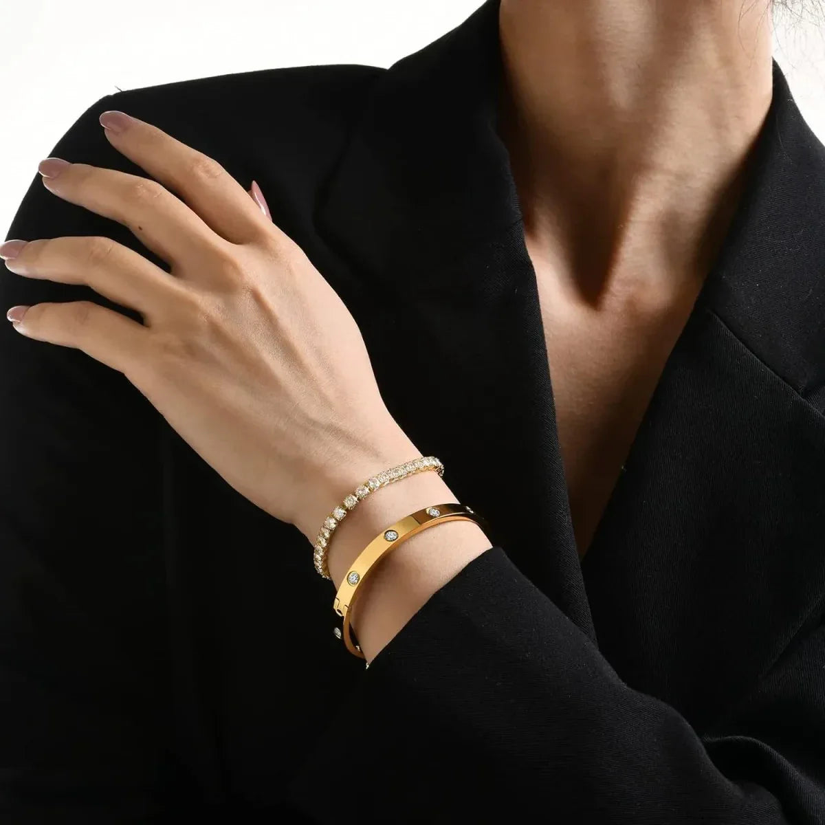 Elegant Sparkling Bangle Bracelet 2-Piece Set