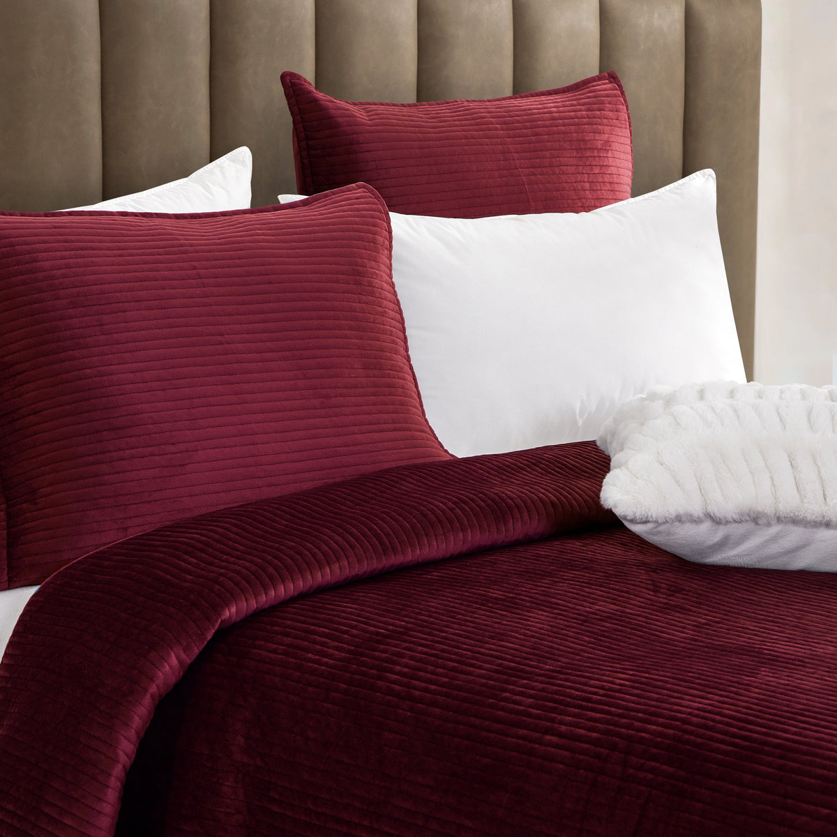 Elegant Comfort 3-Piece Velvet Corduroy Stripe Quilted Bedspread Coverlet Set