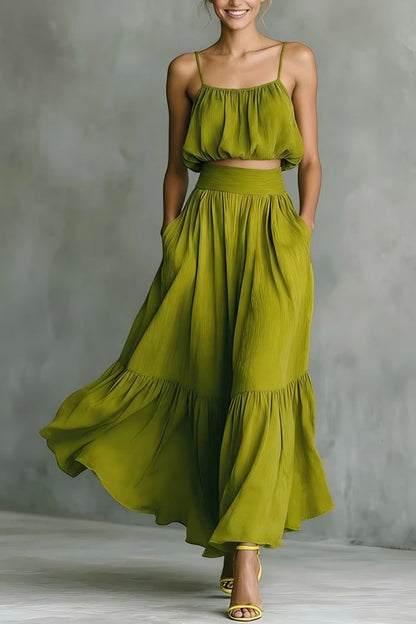Women’s Two-Piece High-Waist Flared Skirt Set | Elegant Matching Crop Top & Skirt Duo | Luxury Structured Flared Midi Set | Trendy High-Fashion Co-ord Set for Women | 2026 Chic Professional & Social Skirt Suit