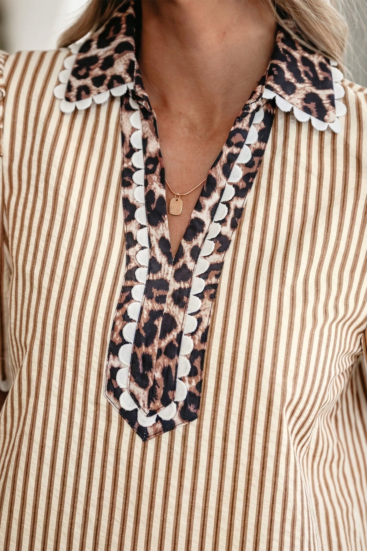 Threaded Pear Laila Sleeve Patchwork Collar Blouse