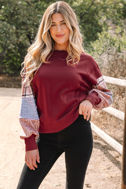 Threaded Pear Hollihanna Sleeve Raw Seam Sweatshirt