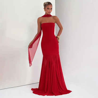 Red Strapless Body-Hugging Mermaid Dress | High-Sense Formal Evening Gown | Trendy Minimalist Crimson Fishtail Dress | Luxury-Label Statuesque Radiant Occasion Wear | 2026 High-Fashion Emerald-Luxe Essential