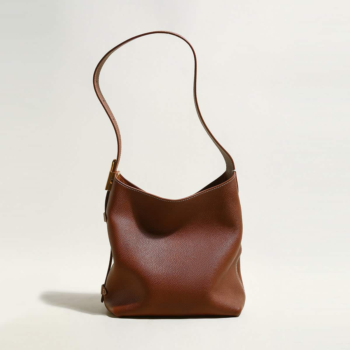 Essential Leather Bucket Bag