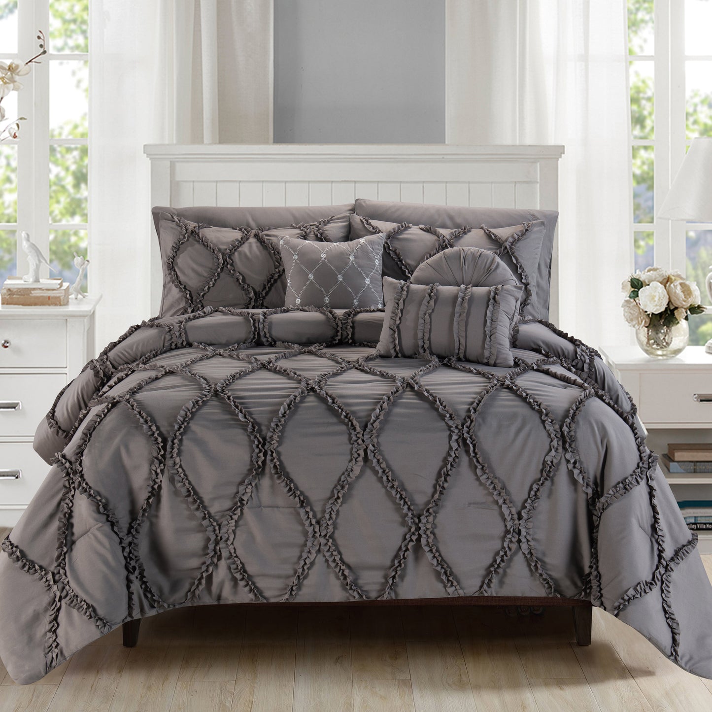 Elegant Comfort 10-Piece Infinity Design Comforter Set - Includes 4-Piece Sheet Set with Double Sided Storage Pockets
