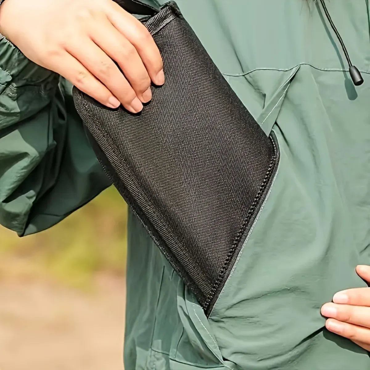 Compact Folding Stool with Zipper Carry Pouch