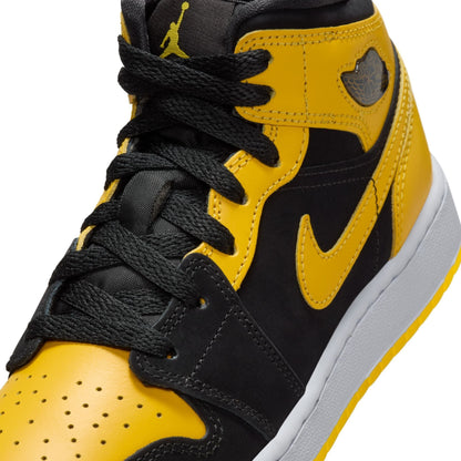 Air Jordan Grade School Retro 1 Mid Se Sneakers