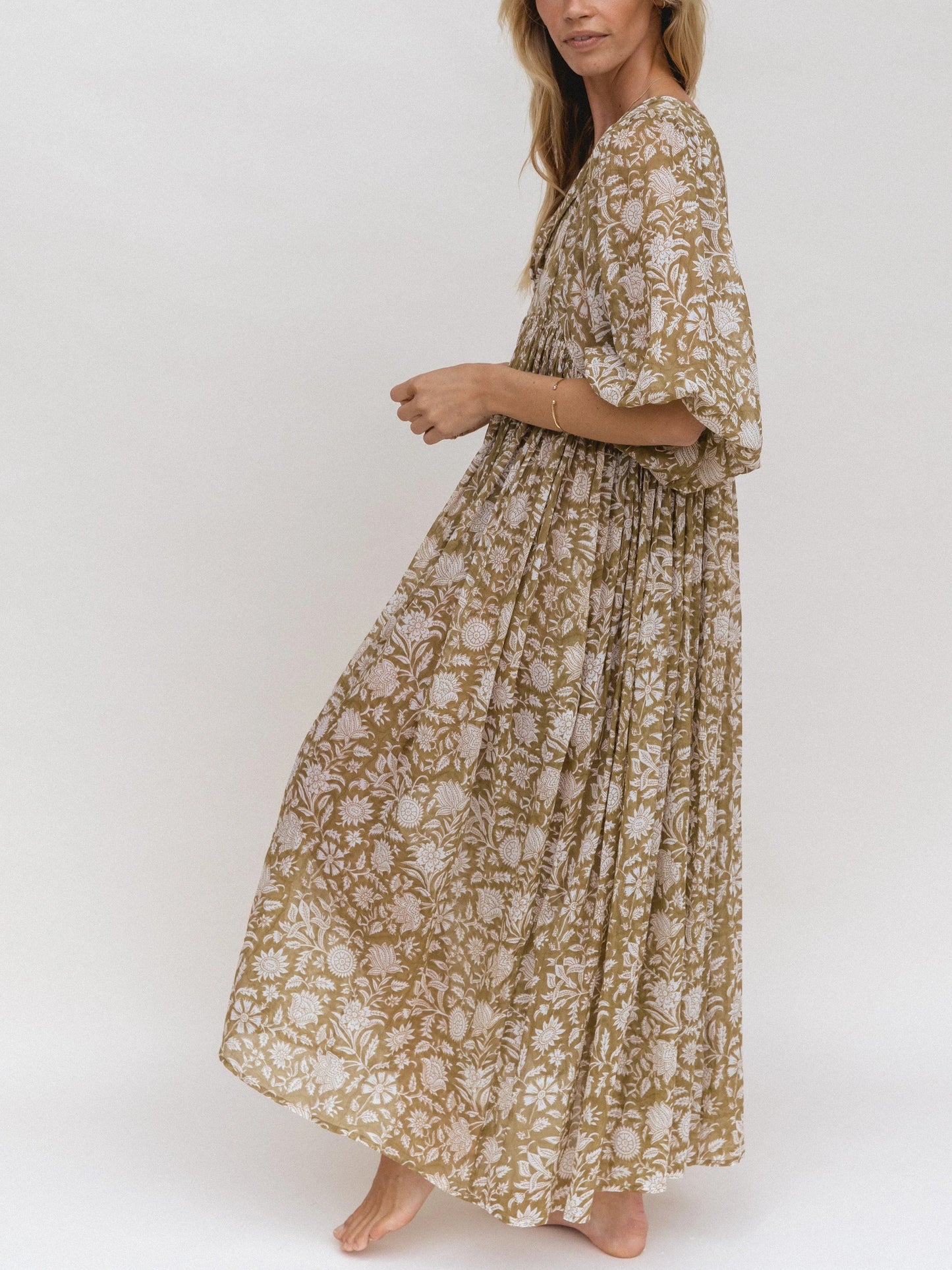 Women's Romantic Floral Lantern Sleeve Flowy Maxi Dress