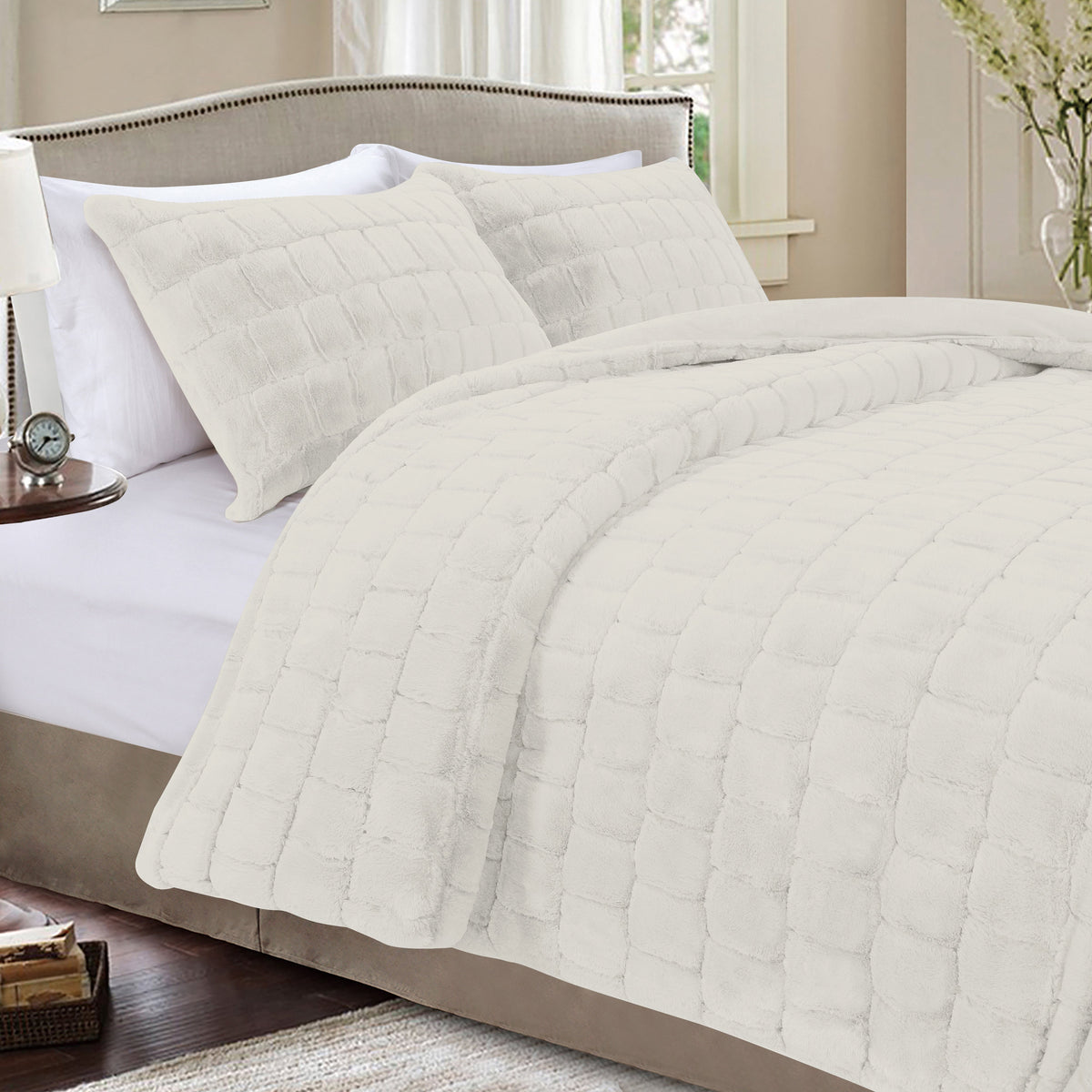 Elegant Comfort Fluffy 3-Piece Faux Rabbit Fur Comforter Set