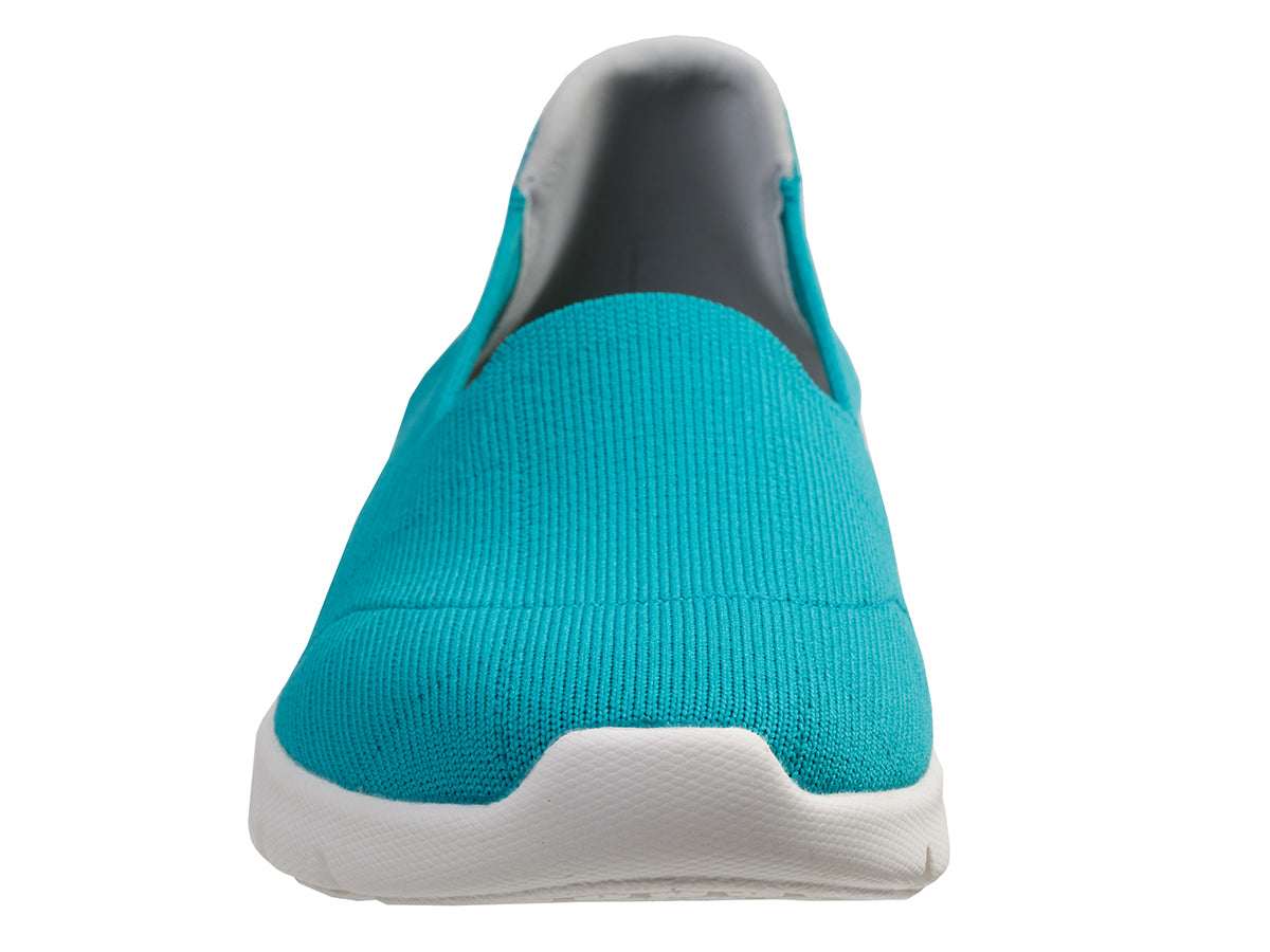 Comfort Stretch Ease Sneakers - Medium