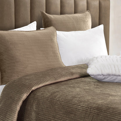 Elegant Comfort 3-Piece Velvet Corduroy Stripe Quilted Bedspread Coverlet Set