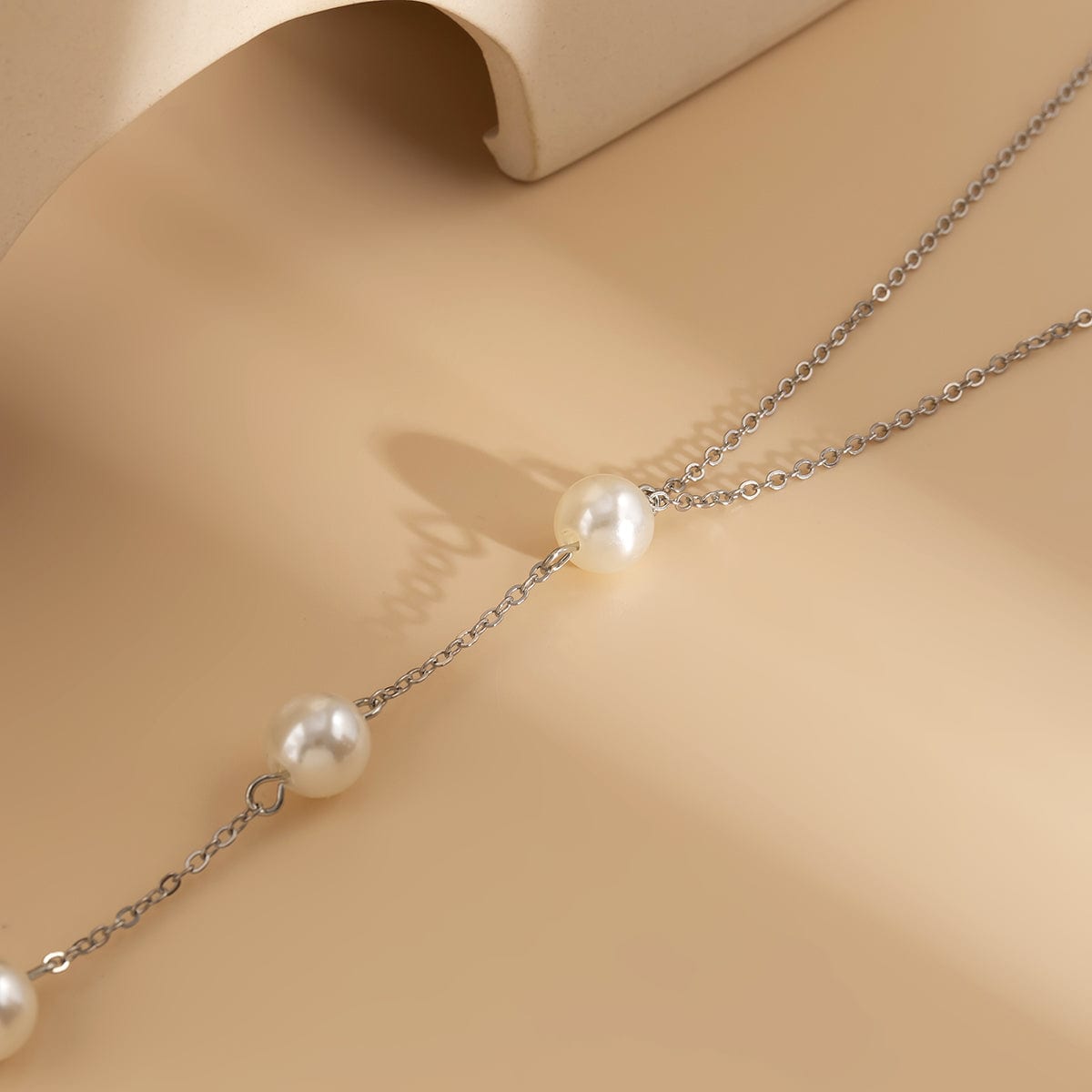 Pearl & Silvertone Lariat Necklace