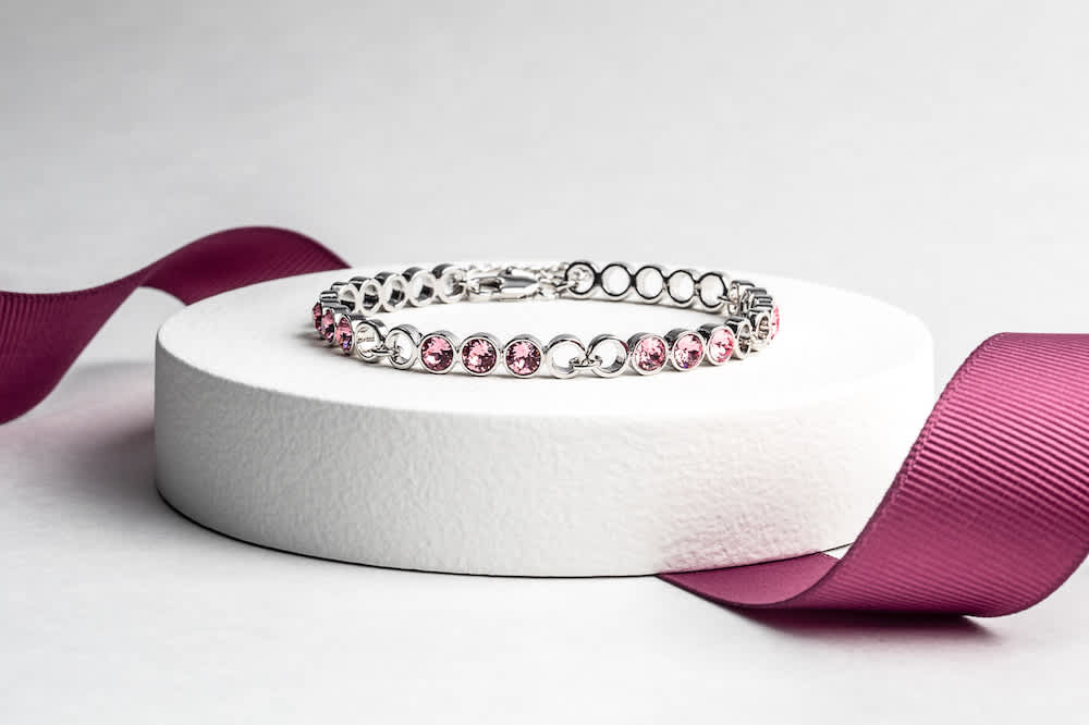 Adjustable Circular Linked Bracelet with Swarovski Crystals