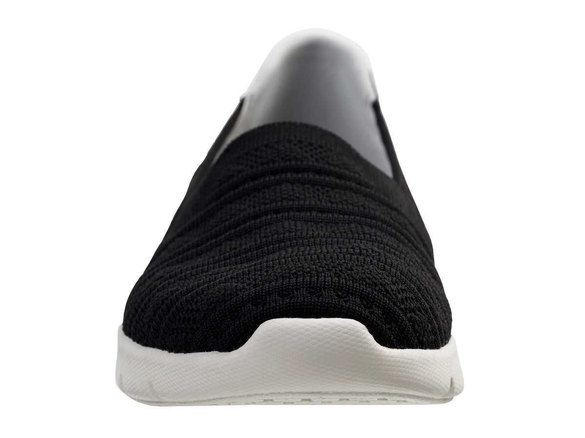 Comfort Stretch Crochet Sneakers - Medium