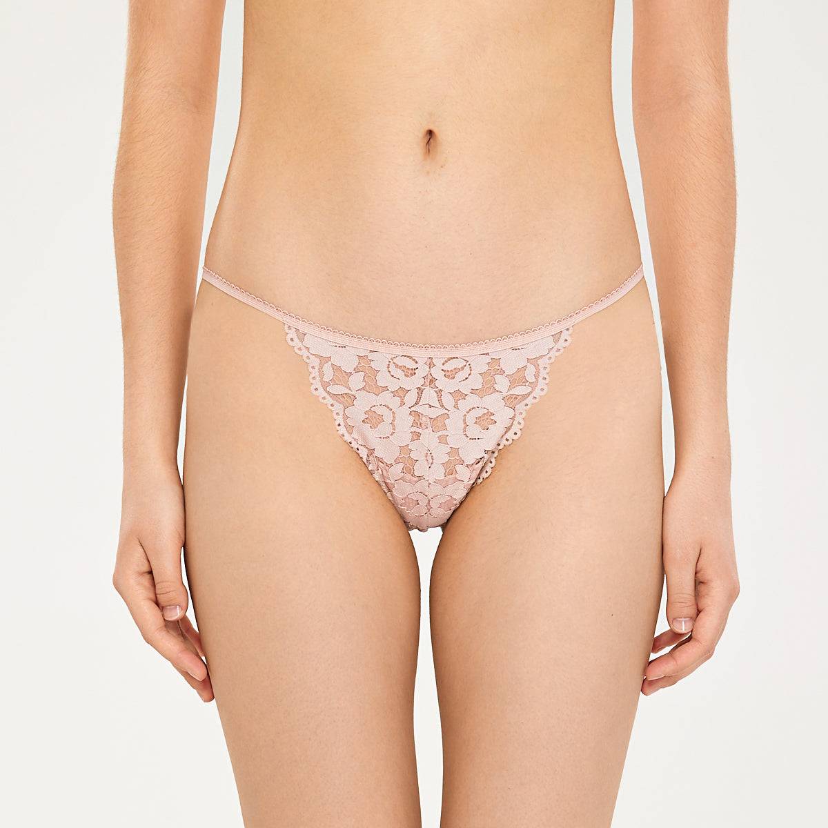 Floral Lace Low-Rise Breathable Panty