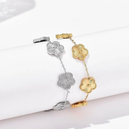 Adjustable Elegant Floral Bracelet