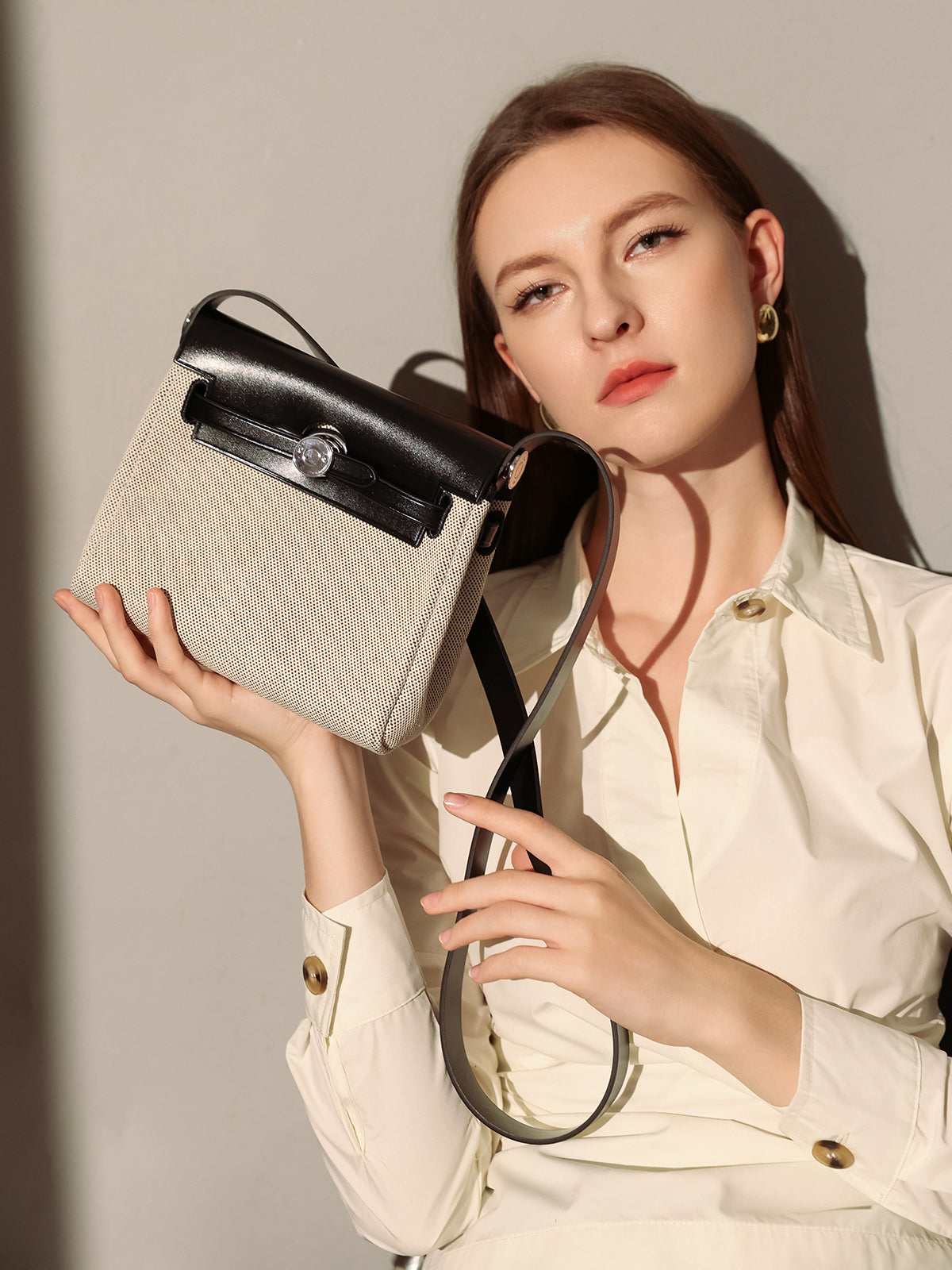 Carolina Universal Mini Leather Shoulder Bag