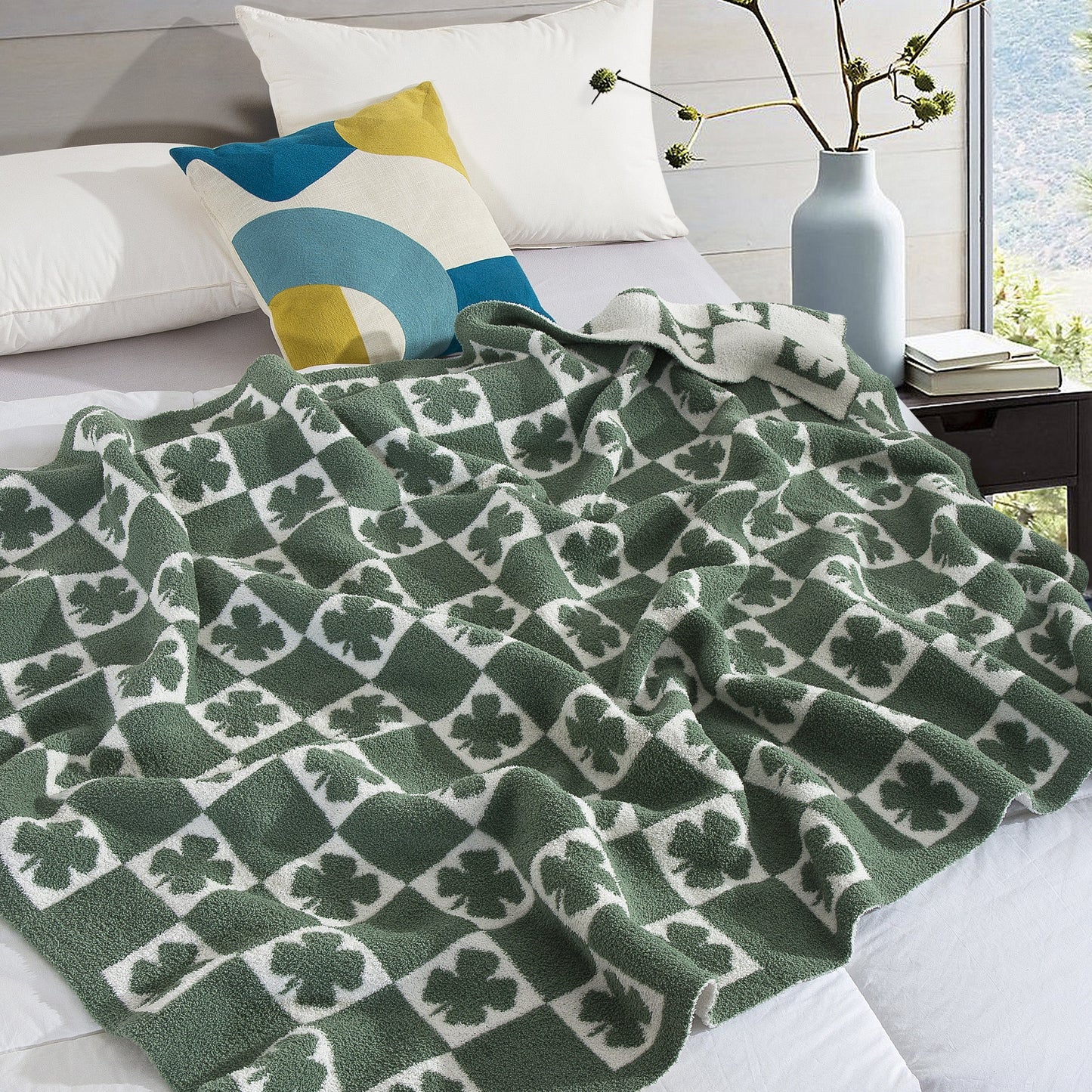 Elegant Comfort 50" x 70"  Ultra Soft Checkered Knitted Throw Blanket