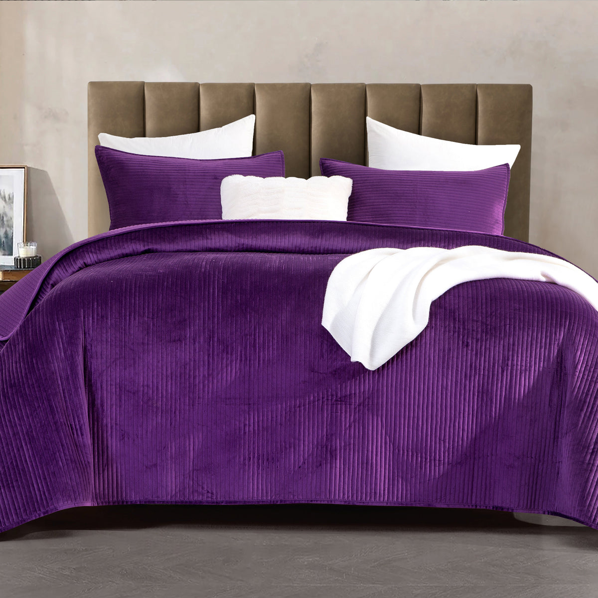 Elegant Comfort 3-Piece Velvet Corduroy Stripe Quilted Bedspread Coverlet Set