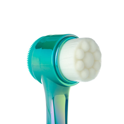Almost FAMOUS "Cleanse It" 550K Microfiber 2-in-1 Exfoliator Brush